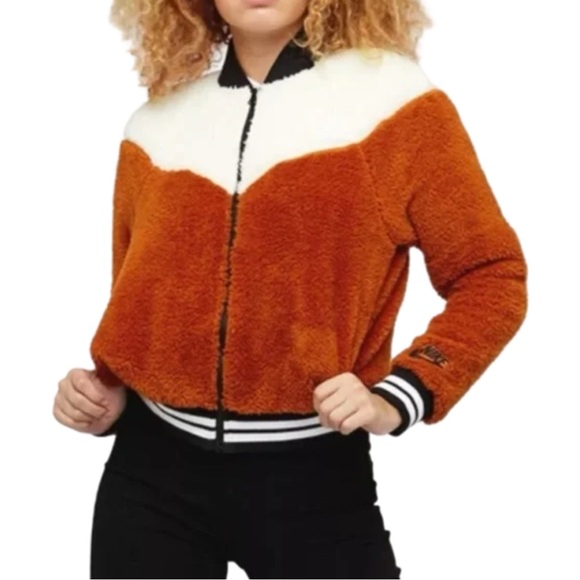 Women’s Nike Sherpa Super Soft Funky Bomber Teddy Jacket Size Medium - Picture 1 of 7